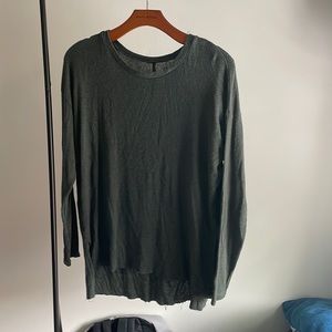 American Eagle Hi-Lo Split Long Sleeve